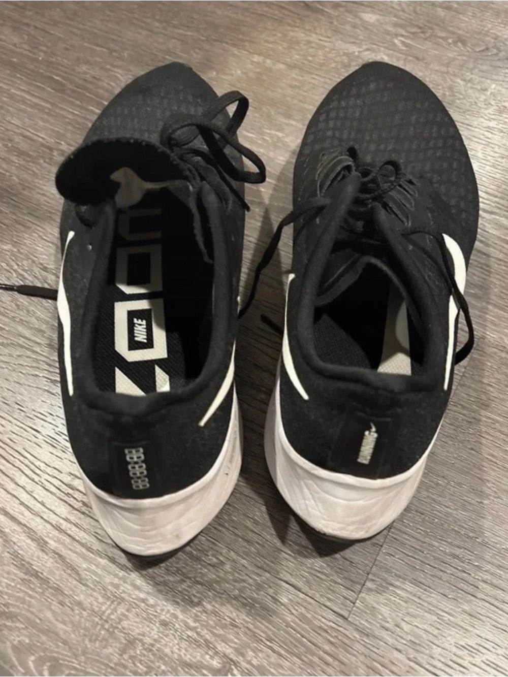 Nike Pegasus Black and White Men's Athletic Running Shoes